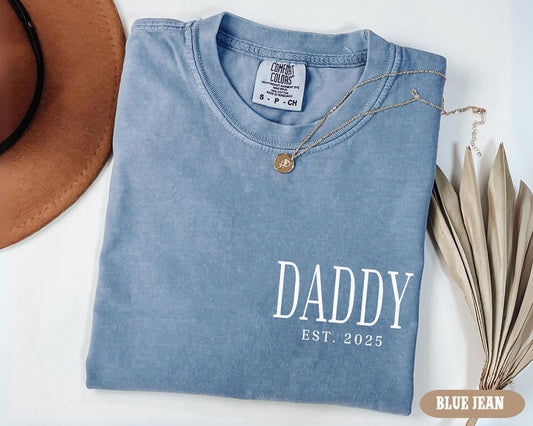 Funny New Daddy Birthday Tee – Celebrate His First Fatherhood Year